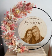 Afbeelding in Gallery-weergave laden, Flowerhoop met foto gravure - Wil je mijn getuige zijn?
