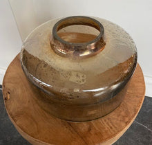 Afbeelding in Gallery-weergave laden, Decoratievaas - smoked brown

